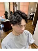ツイストスパイラルパーマ ツーブロック 刈り上げ ツイスパ