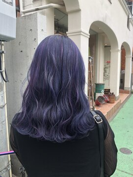 ロア 福岡天神本店(LORE) ネイビーブルーピンクハイライト×カラーバター