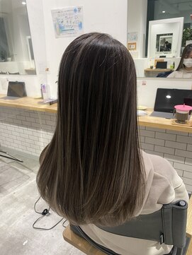 カラ ヘアーサロン(Kala Hair Salon) 大人ナチュラルバレイヤージュ