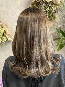 パーミル ヘア クマモト(permille ‰ hair Kumamoto) ハイライトスタイル/オリーブベージュ/オリーブグレージュ[熊本]