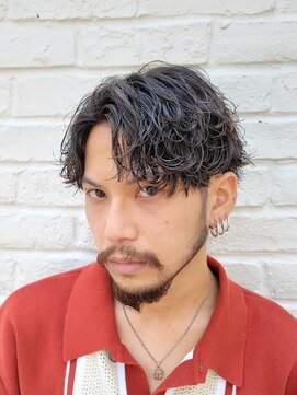 フィフス 原宿(fifth) 波巻きスパイラルパーマツーブロックマッシュセンターパート