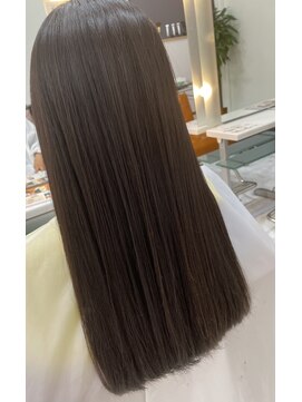 カッツアンドクレア(CUTS&Clare) 縮毛矯正