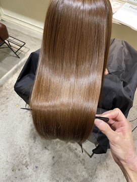 ロロ(ro-ro) 【恵比寿 ro-ro】枝毛をなくす髪質改善トリートメント