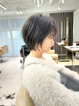 アンド ストーリーズ(&STORIES) ショートボブ髪型30代40代50代前髪あり前髪なし面長丸顔【荒牧】