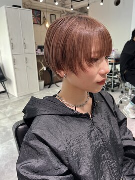 スミ(sumi) ショートヘア×顔まわりレイヤー