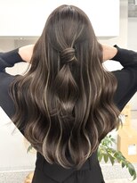 リル バイ ジルブラン(Lil by JIL BLAN) 前髪 こなれミディ イメチェン ウェーブパーマ 韓国マッシュ