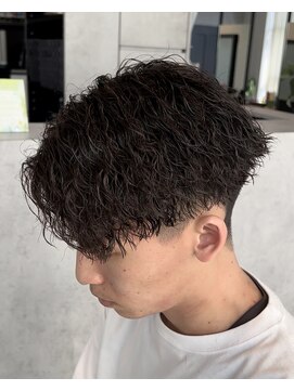 ルドバイシャルム 小山(Ld. by charme) ツイストスパイラルパーマ