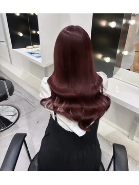 エトバイイオエ(et by ioe) 赤髪／ロング／ネビージュ/小顔／ワンレン／髪質改善/グレージュ
