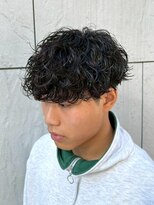 スペインカールスパイキーショートブルーブラックフェザーパーマ
