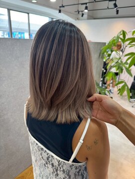 メリー オオサカ(Merly Osaka) バレイヤージュ