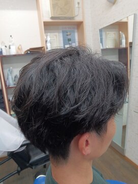 ヘアークリエイション エフ メンズセンターパート