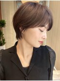 小顔サイドバングの丸みショートボブ白金目黒