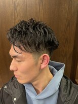 ザバーバー 青山(THE BARBER) フェザーショートツーブロック