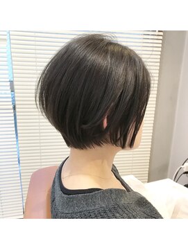 レンク(LENC) Coast.切りっぱなしショートボブ×あディクシーカラー×小顔