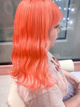 ピンクオレンジ ピンクグレープフルーツカラー サーモンピンク L シェリエ Cherie のヘアカタログ ホットペッパービューティー