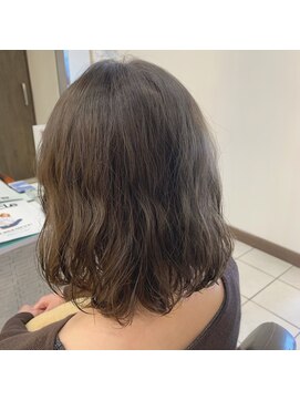 ソレイユ フタガワ(SOLEIL FUTAGAWA) 春におすすめ♪オリーブグレージュ☆