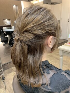 アルターリール(aL ter Rire) ヘアセット/ハーフアップ/福原遼華