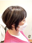 大人ハイライト×ショートボブ
