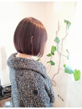 キクロス(kicros) たっぷり透明感の大人ボブ【キクロスTAKUYA】