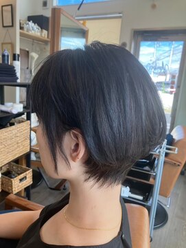 アンバー(amber) ショート