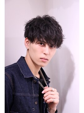 ネイビー(NAVY) マッシュ スパイラル ラフ 刈り上げ ツーブロック