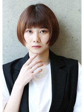 ソロ(soLo) soLoショートボブ×フェイスレイヤー
