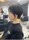 コンパクトでどの角度から見ても可愛いショートヘア