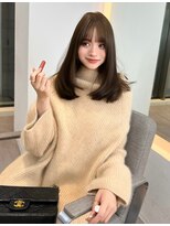 ノク(nok)&nbsp;段なしブラウン_メルティカラーフェミニンロング似合わせカット