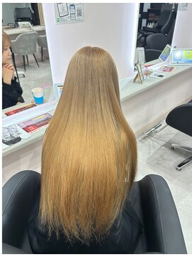 アエラバイトゥルークリエイション(AERA by True Creation) ミルクティーベージュ