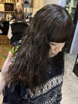 ヒカリス 中崎店(HIKARIS) オリーブ/パーマ/ロングヘア/大阪梅田/中崎町