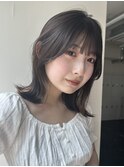 ミディアムレイヤー　鎖骨ミディアム　ブルーブラック
