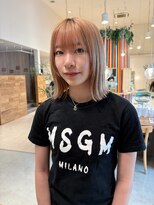 ニーナバイスニップ(Nina by Snip)&nbsp;切りっぱなしボブ / ミルクティーベージュ