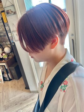 ヘア メイク ココ(hair make coco) 鮮やかなレッドが印象的なショートヘア♪