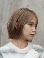 ガーデンヨコハマエスト(GARDEN YOKOHAMA est)&nbsp;外ハネボブ　くびれヘア　切りっぱなし 小顔　オリーブグレー