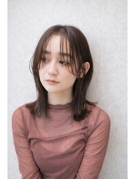 ディーエックス スリー(Dxxxx III) 【KURO】前髪長めで魅せる大人っぽミディ