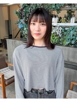 ワイビー グリーン リル(y.be green rel)&nbsp;きりっぱなしミディアムレイヤー