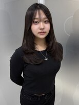 イミュ(IMMU)&nbsp;韓国　レイヤーカット　暗髪