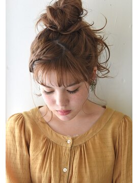 ユノ(juno) 【juno】セミロングおしゃれお団子ヘアアレンジ☆