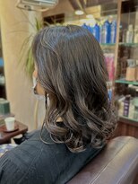 キャラ 池袋本店(CHARA)&nbsp;コテ巻き風パーマでセミロングはもっと可愛く！【貴也/パーマ】