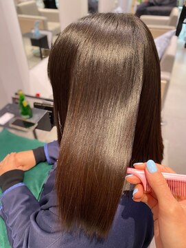 ステア ケース(stair case) 乾かすだけ!うる艶縮毛矯正トリートメント