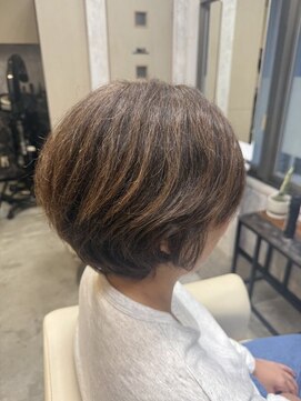 イーラ(E-LA) 定期カット 潤艶トリートメント