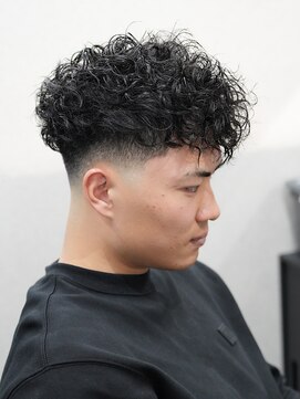 スラッシュ(SLASH) スペインカール/スパイラルパーマ/メンズパーマ/姫路