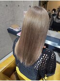 ミルクティーグレージュ