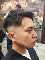 フォーコーナーズカットショップスリーセント 栄(FourCornersCutShop 3/cent)&nbsp;フェードカット/スパイキーショート/アップバング