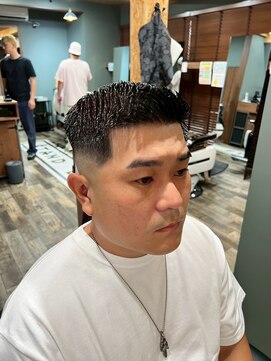 スタンドバーバー 柏(STAND BARBER) MEN’S HAIR/ブルーブラック/フェザーパーマ/ 柏