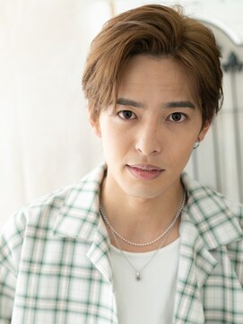 アップバングハイトーンカラーカジュアルショートg与野