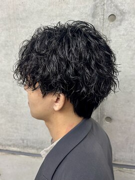 オーシャントーキョー ホワイト 原宿(OCEAN TOKYO WHITE) お客様スタイルセンターパート波巻きツイストスパイラルパーマ