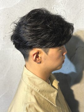 ニアウ 高崎店(Niau) メンズセンターパートフェザーパーマ群馬高崎眉毛韓国メンズ