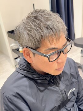 バース 梅田中崎町店(BIRTH) 50代40代白髪ぼかしシルバーメッシュバレイヤージュ