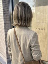 ニコリヘアワークス(nicori hair works)&nbsp;外ハネ×ハイライト×シフォンベージュ1